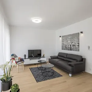 coastal-apartment-1.splithotels.org/